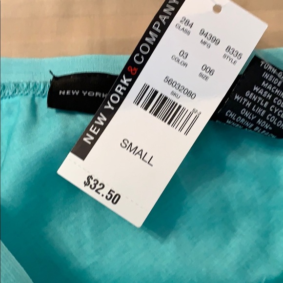 Beautiful Lightweight Skirt - Picture 3 of 6